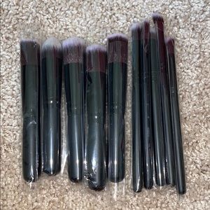 Face and eyeshadow brush set
